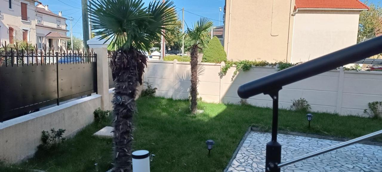 Maison Elegante Et Spacieuse Écouen Εξωτερικό φωτογραφία