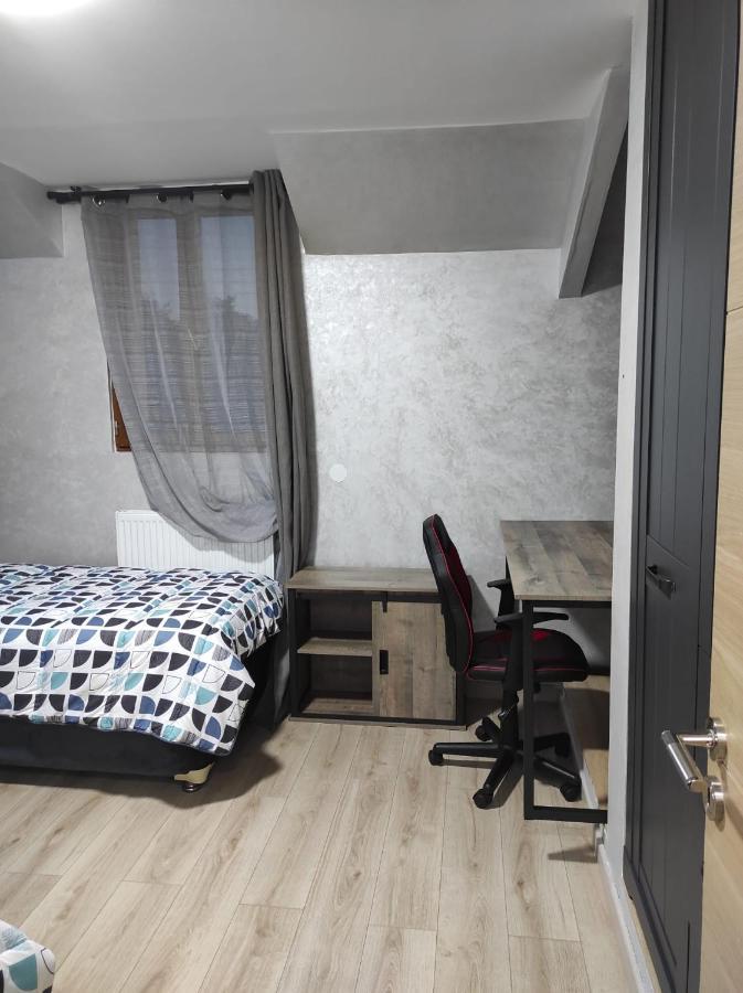 Maison Elegante Et Spacieuse Écouen Εξωτερικό φωτογραφία