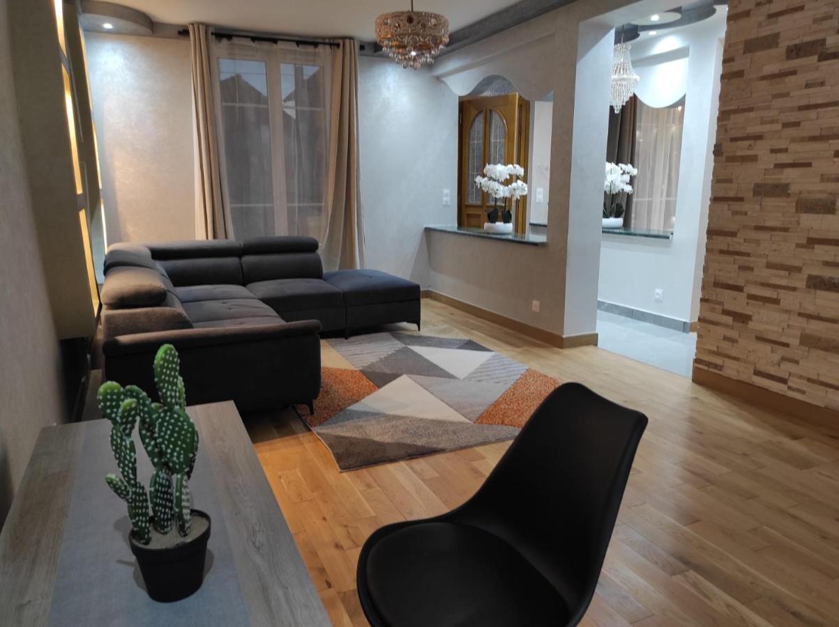 Maison Elegante Et Spacieuse Écouen Εξωτερικό φωτογραφία